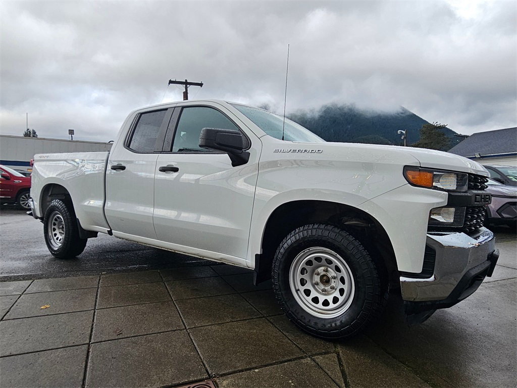 2019 Chevrolet Silverado 1500 photo 3