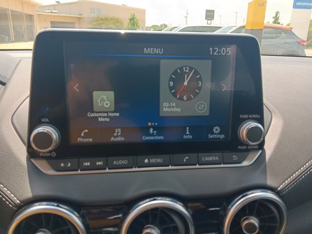 2025 Nissan Sentra SV photo 14