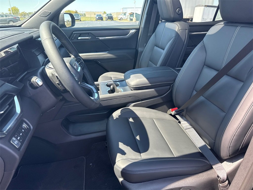 2026 Gmc Acadia Elevation Black Edition photo 15