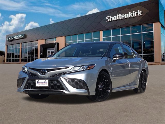 2023 Toyota Camry XSE's photo