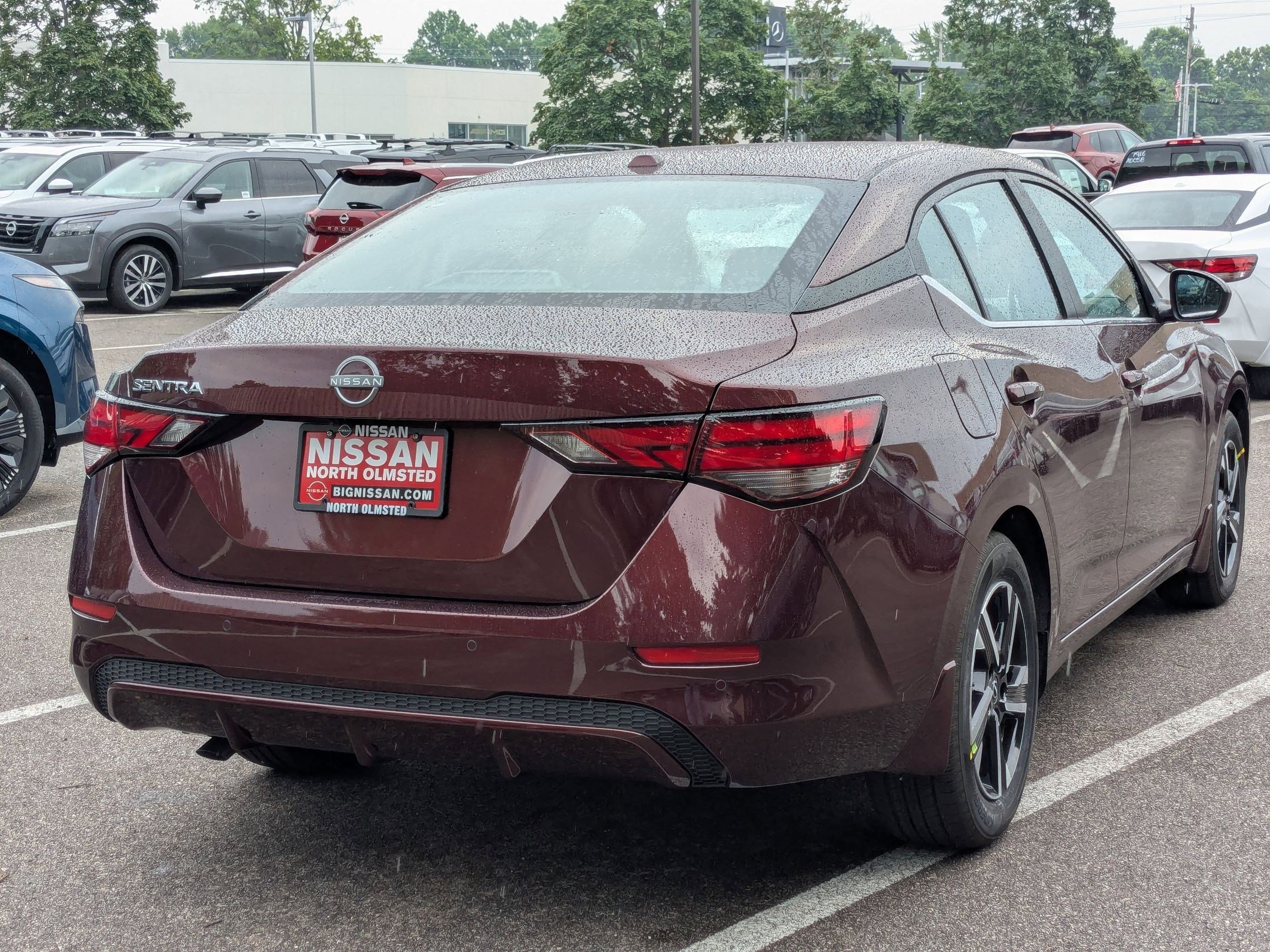 2025 Nissan Sentra SV photo 2
