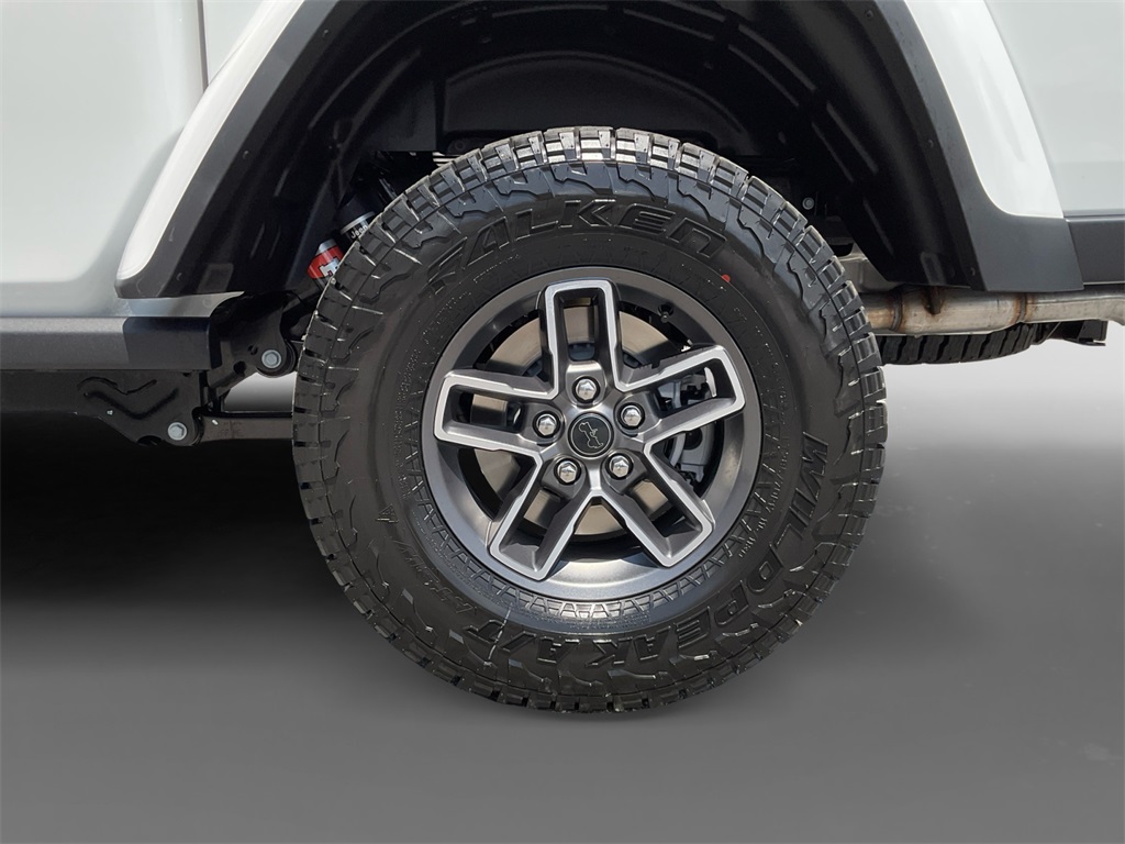 2025 Jeep Gladiator Mojave photo 10