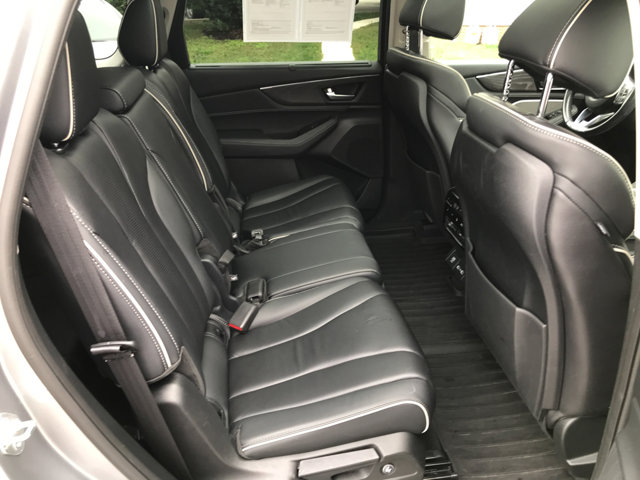 2023 Acura MDX SH-AWD Advance photo 26