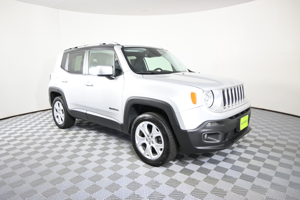2017 Jeep Renegade Limited photo 8