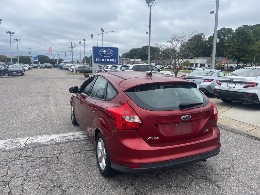 2014 Ford Focus SE photo 3