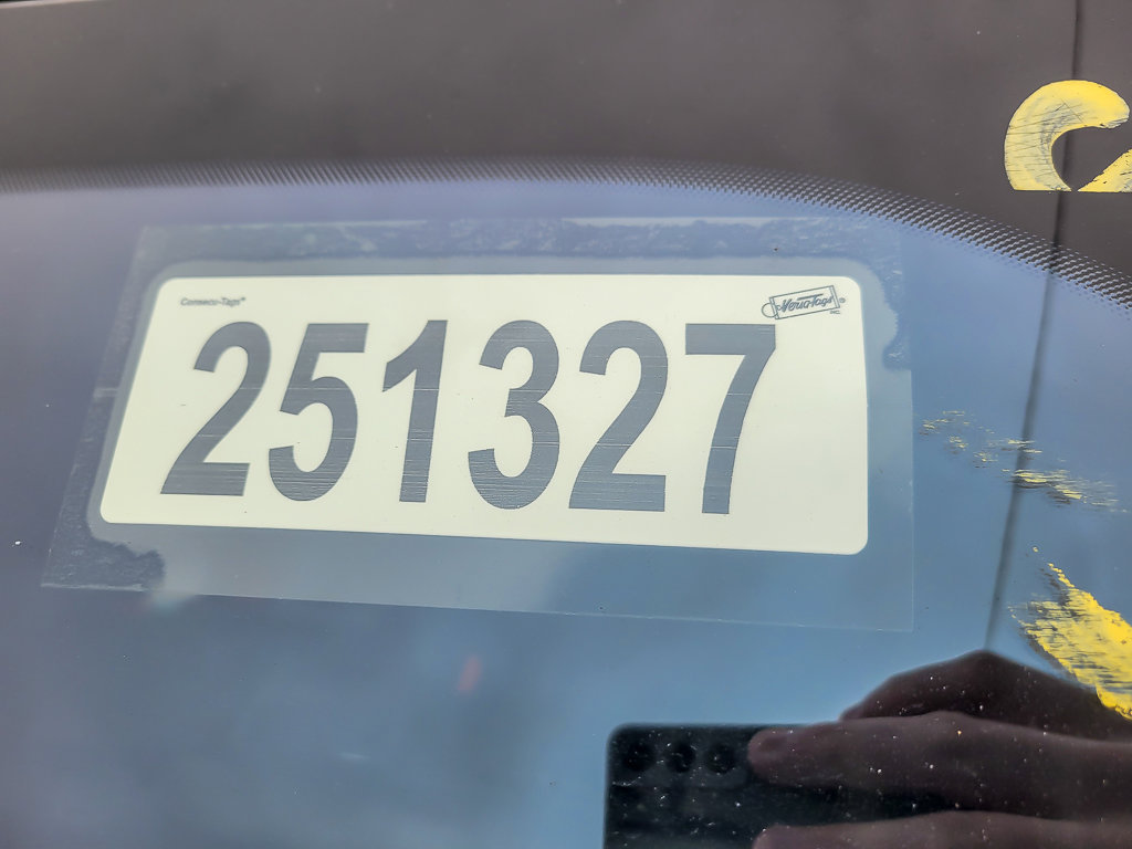 2025 FORD MUSTANG MACH-E - Image 21