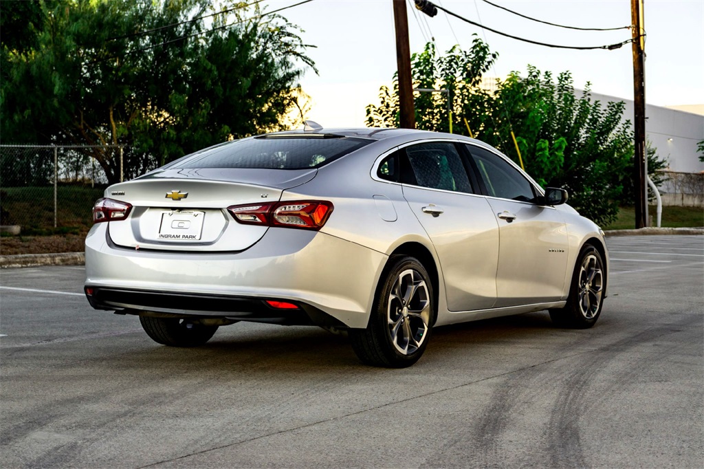 2022 Chevrolet Malibu 1LT photo 4