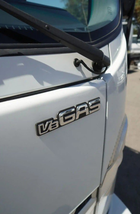 2024 Isuzu NPR photo 4