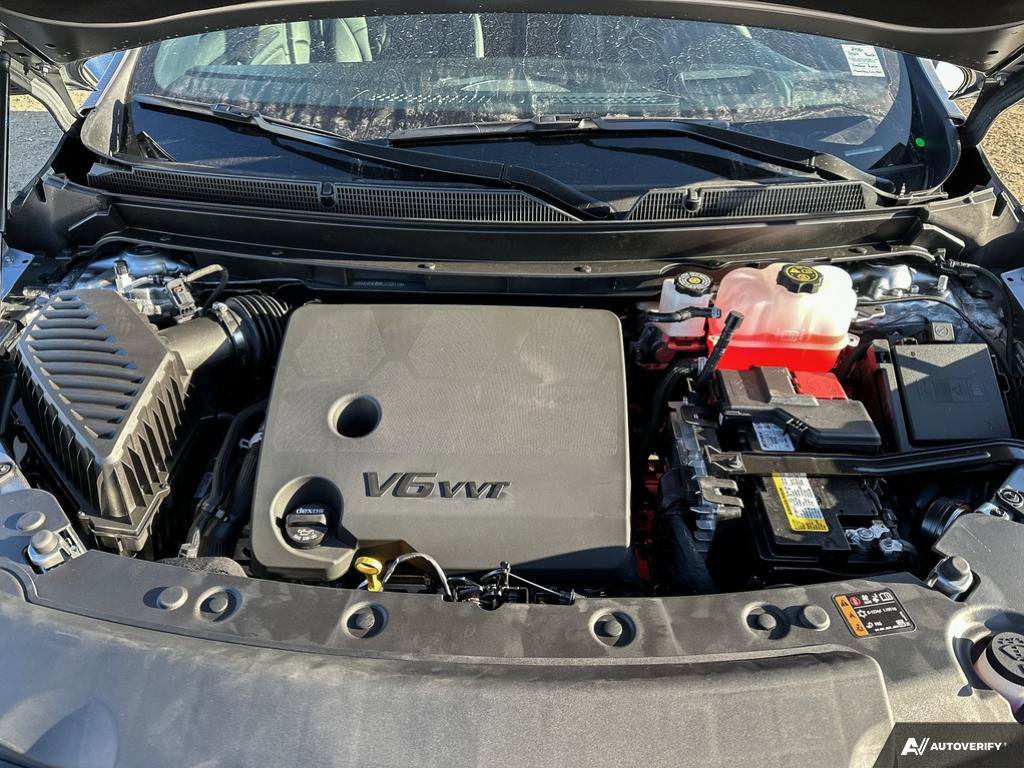 New 2024 Buick Enclave Avenir Apple Carplay Sunroof/ Moonroof