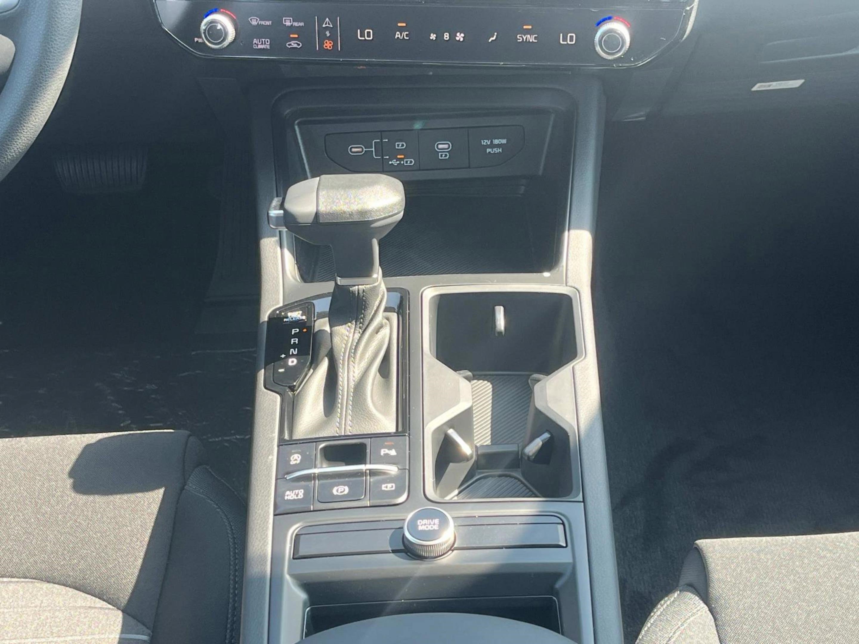 2025 Kia K5 LXS photo 13