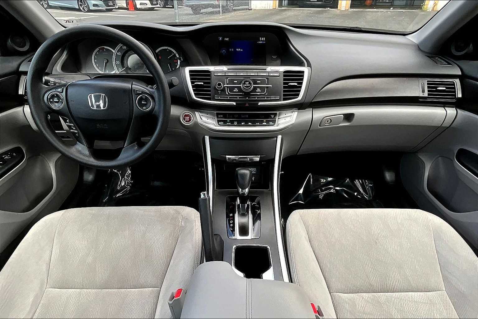 2014 Honda Accord EX photo 12