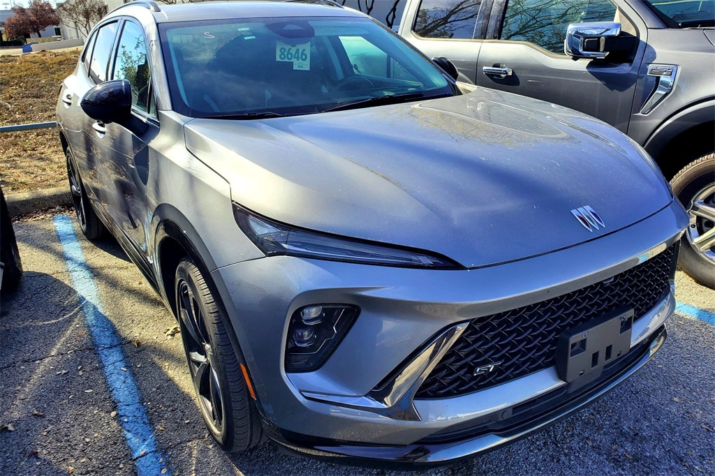 2024 Buick Envision Sport Touring's photo