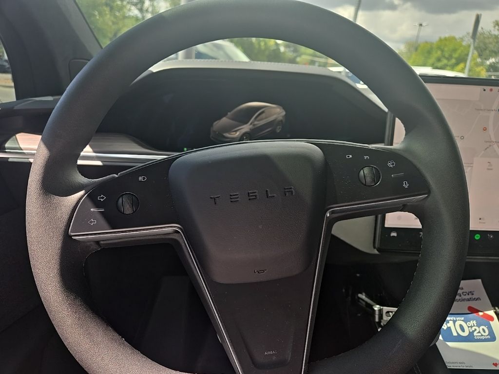2023 Tesla Model X photo 12