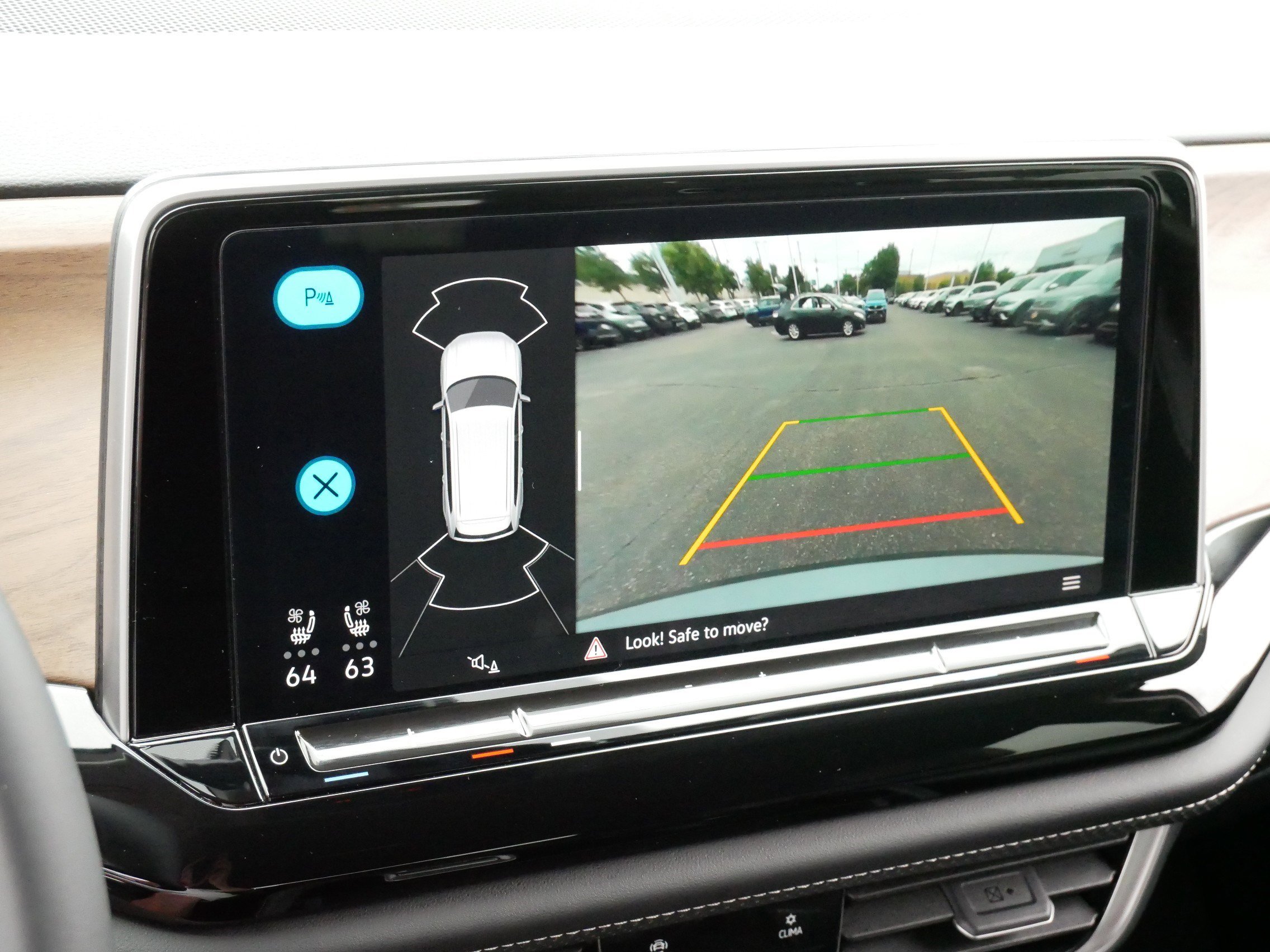 2024 Volkswagen Atlas SE Technology photo 29