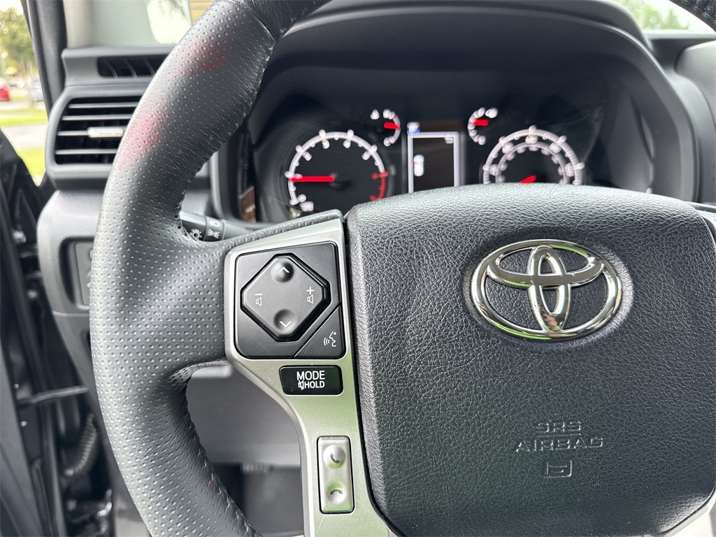 2022 Toyota 4Runner SR5 Premium photo 15