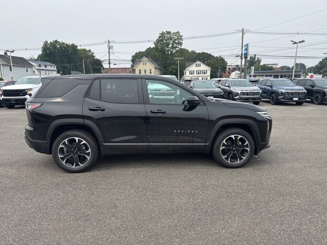 2026 Chevrolet Equinox LT photo 2