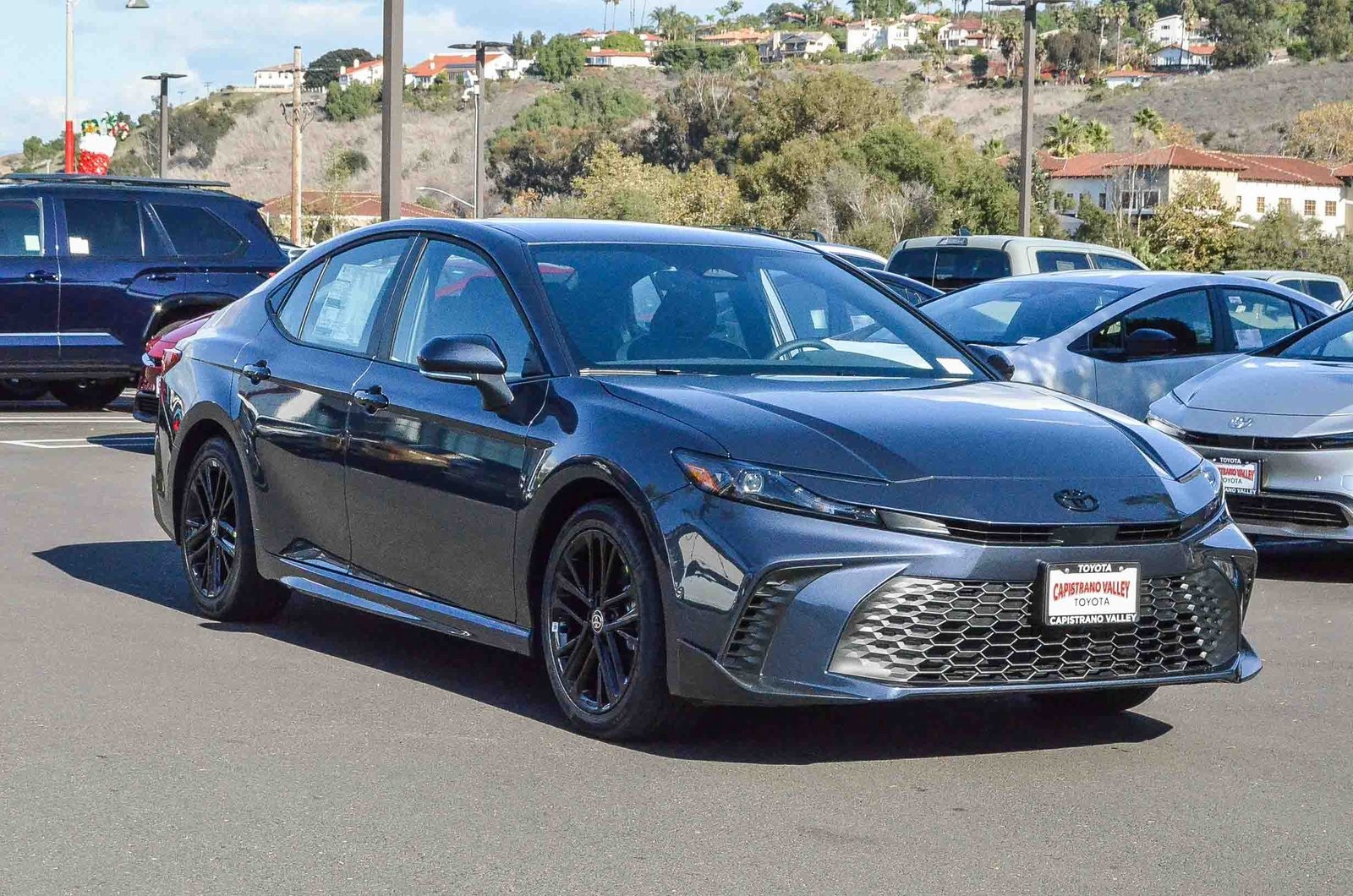 2026 Toyota Camry SE photo 3