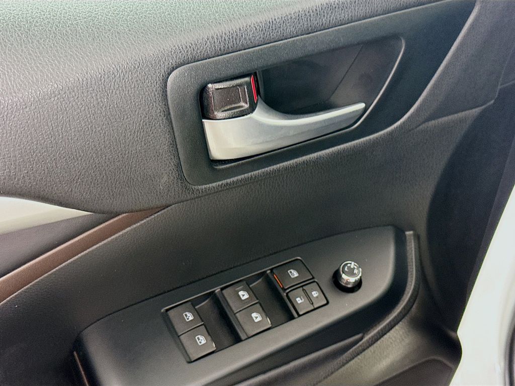 2019 Toyota Highlander XLE photo 12