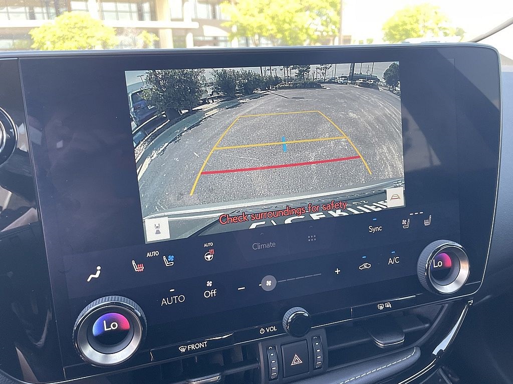 2025 Lexus NX 350h Premium photo 16