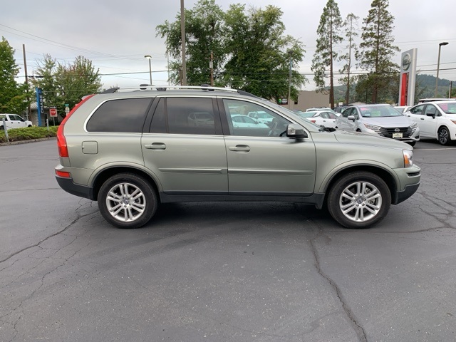 Used 2007 Volvo XC90 V8 with VIN YV4CZ852471336828 for sale in Grants Pass, OR