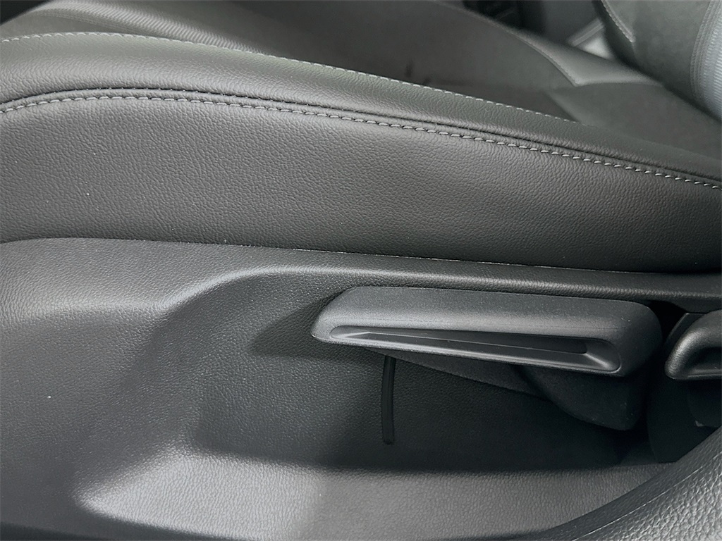 2026 Honda Civic Sport photo 18