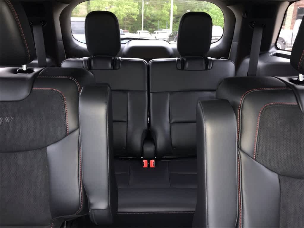 2025 Ford Explorer ST photo 23