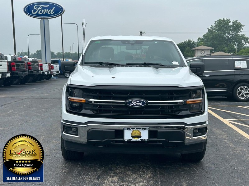 2024 Ford F-150 XLT photo 4