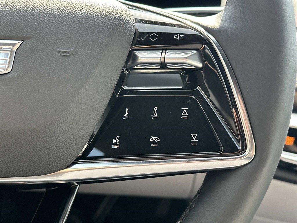 2026 Cadillac Lyriq Luxury photo 13