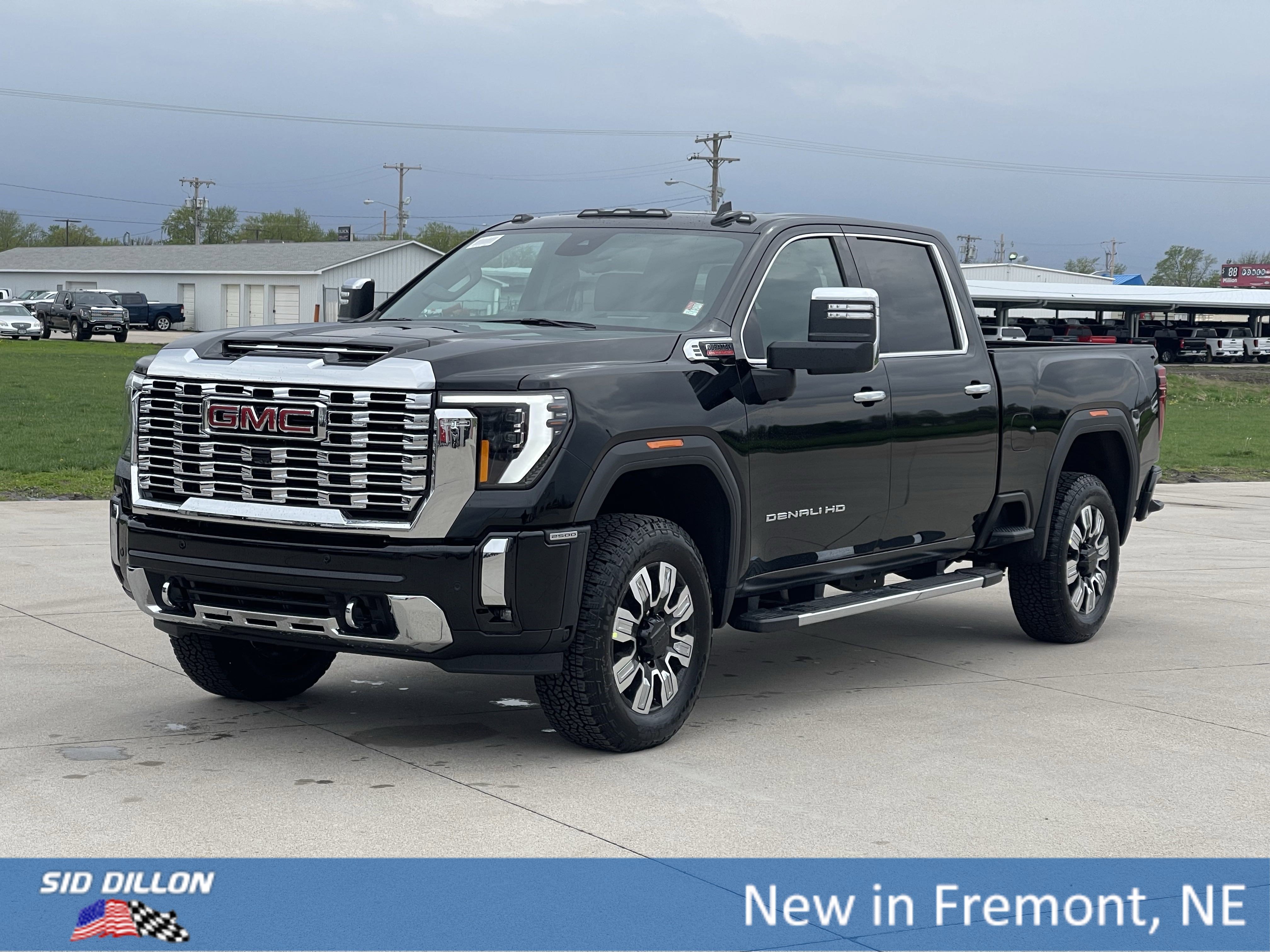 2025 GMC Sierra 2500HD Denali's photo