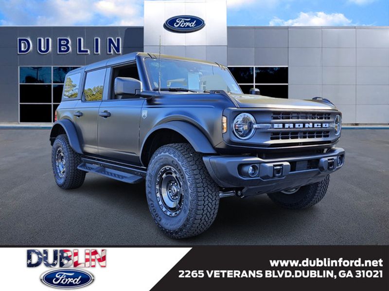 2025 Ford Bronco 4-Door Big Bend's photo