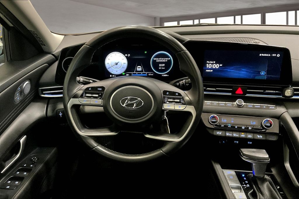2023 Hyundai Elantra Hybrid Limited photo 5