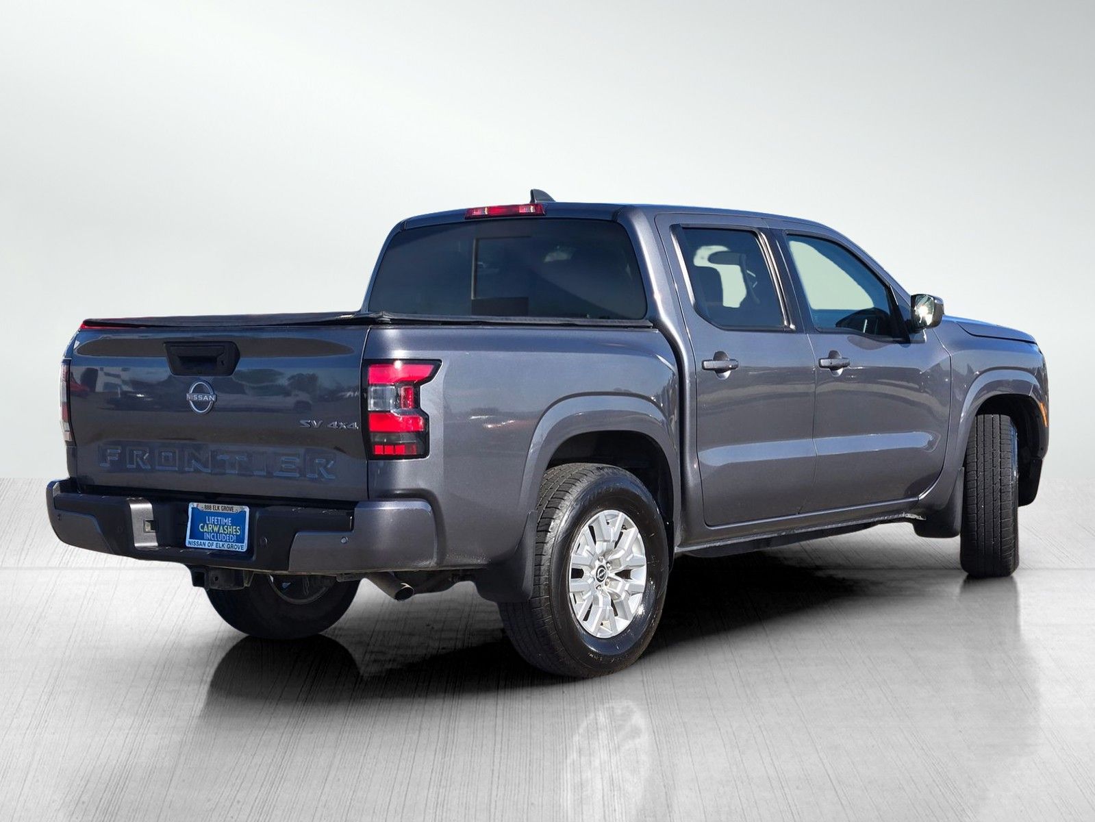 2023 Nissan Frontier Crew Cab SV photo 4