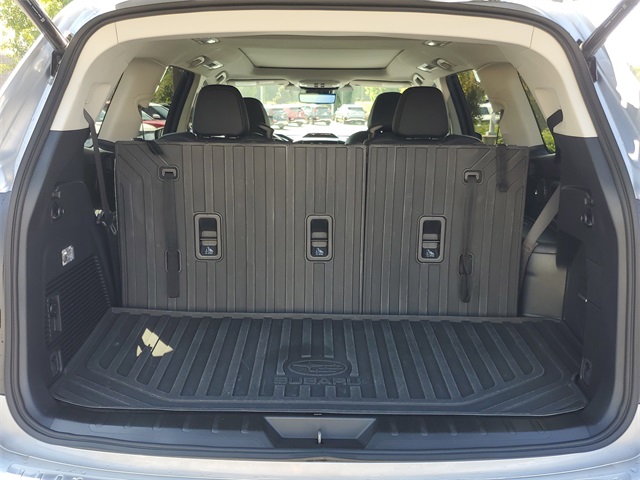 2024 Subaru Ascent Touring photo 7