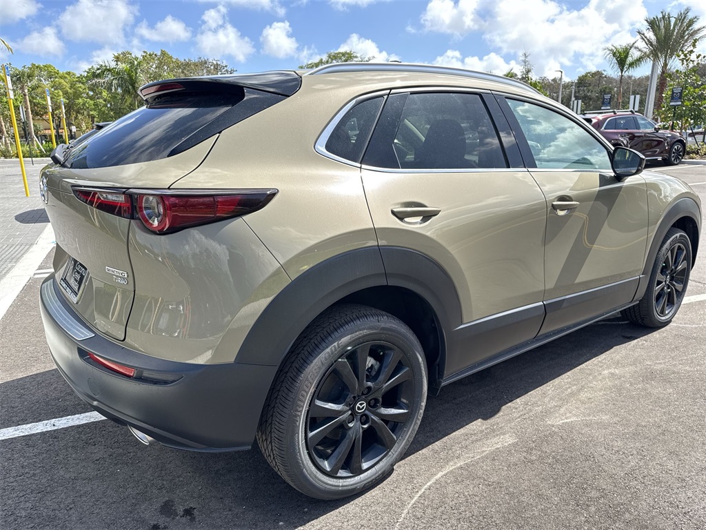 2024 Mazda CX-30 2.5 Turbo Carbon photo 3