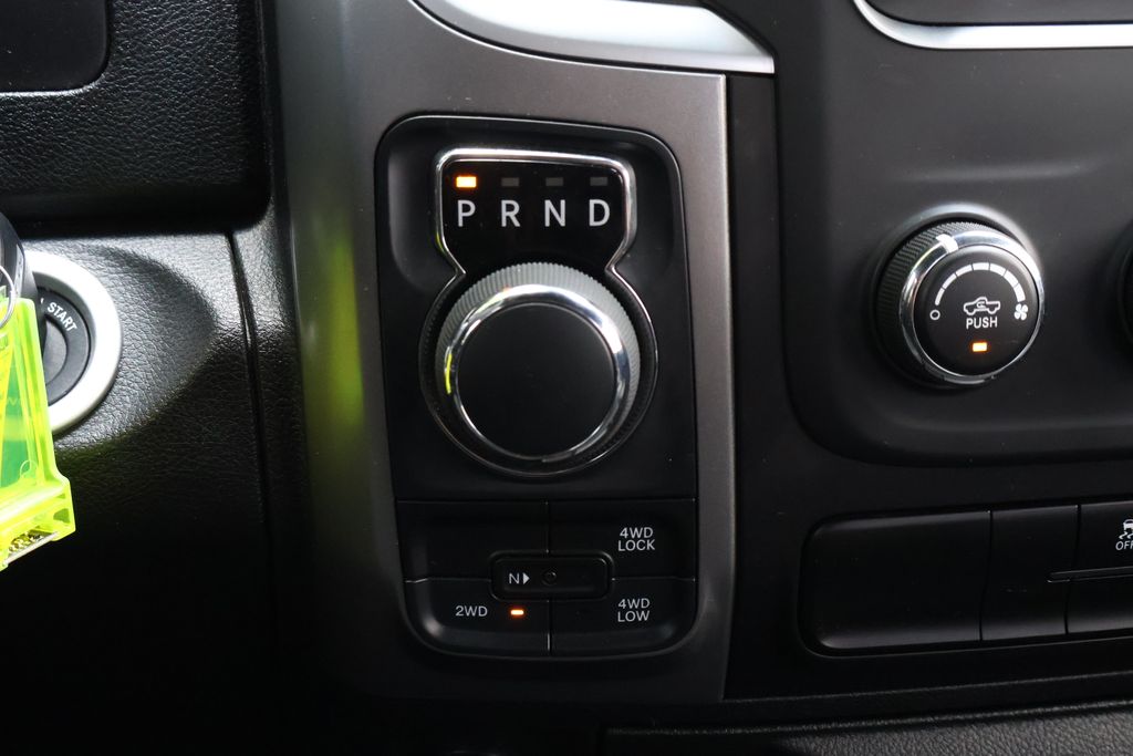 2024 Ram 1500 Classic Warlock photo 16