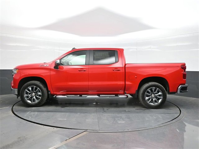 2026 Chevrolet Silverado LT photo 4