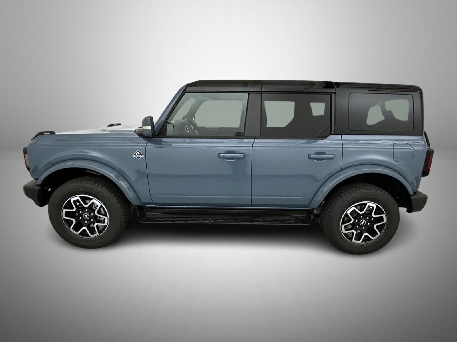 2025 Ford Bronco Outer Banks photo 8