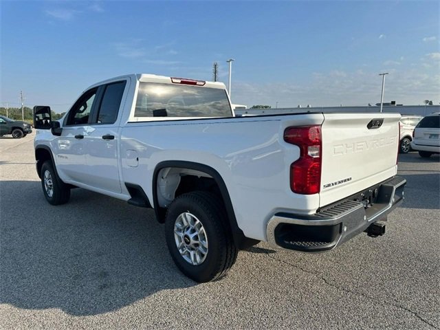 2026 Chevrolet Silverado 2500HD photo 3