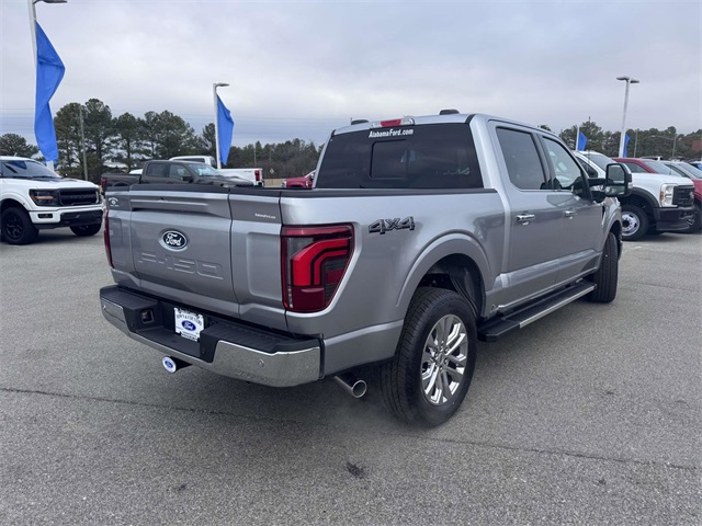 2025 Ford F-150 Lariat photo 3