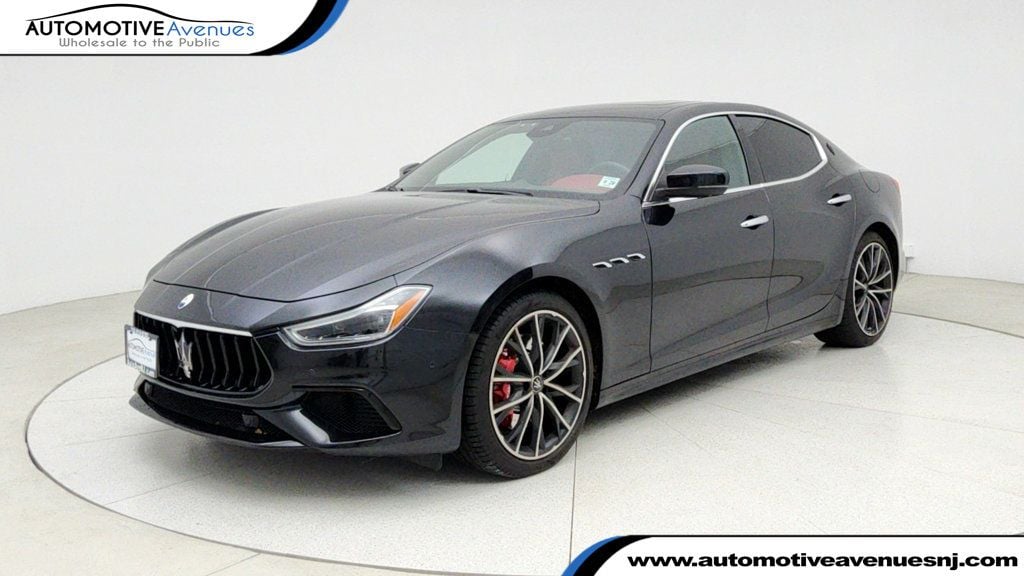 2023 Maserati Ghibli Modena's photo
