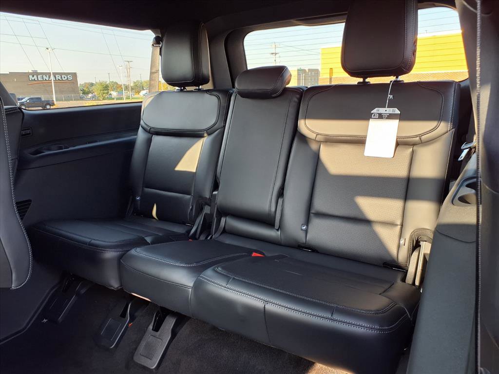 2025 Ford Expedition Platinum MAX photo 9