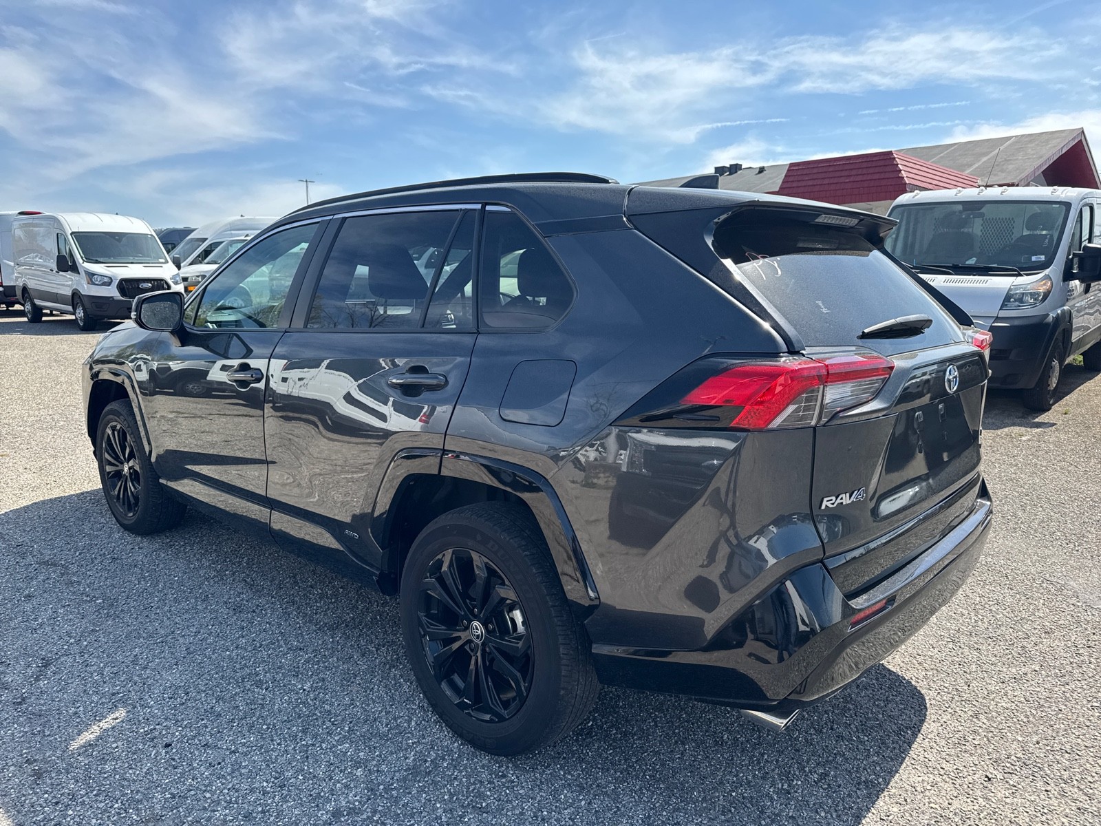 2022 Toyota RAV4 Hybrid SE photo 4