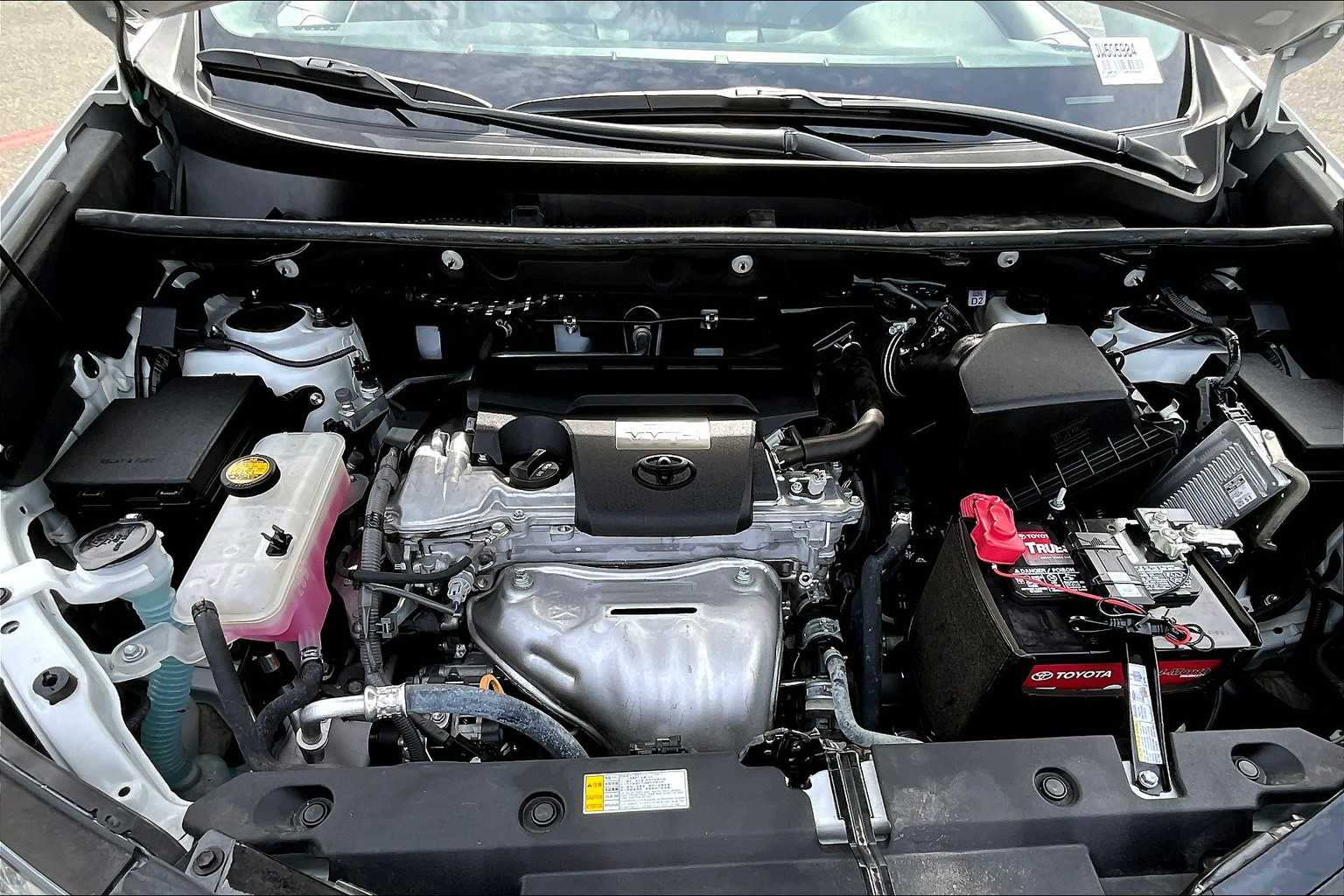 2018 Toyota RAV4 XLE photo 29