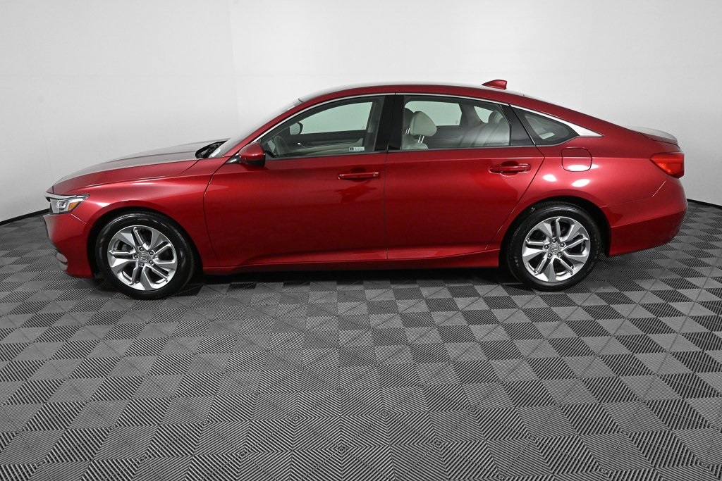 2018 Honda Accord LX photo 3