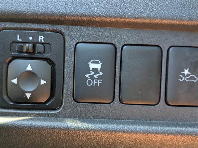 2024 Mitsubishi Mirage G4 LE photo 25