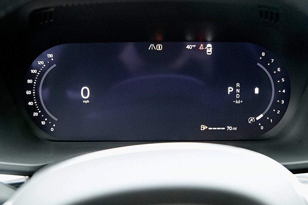 2026 VOLVO XC60 - Image 14