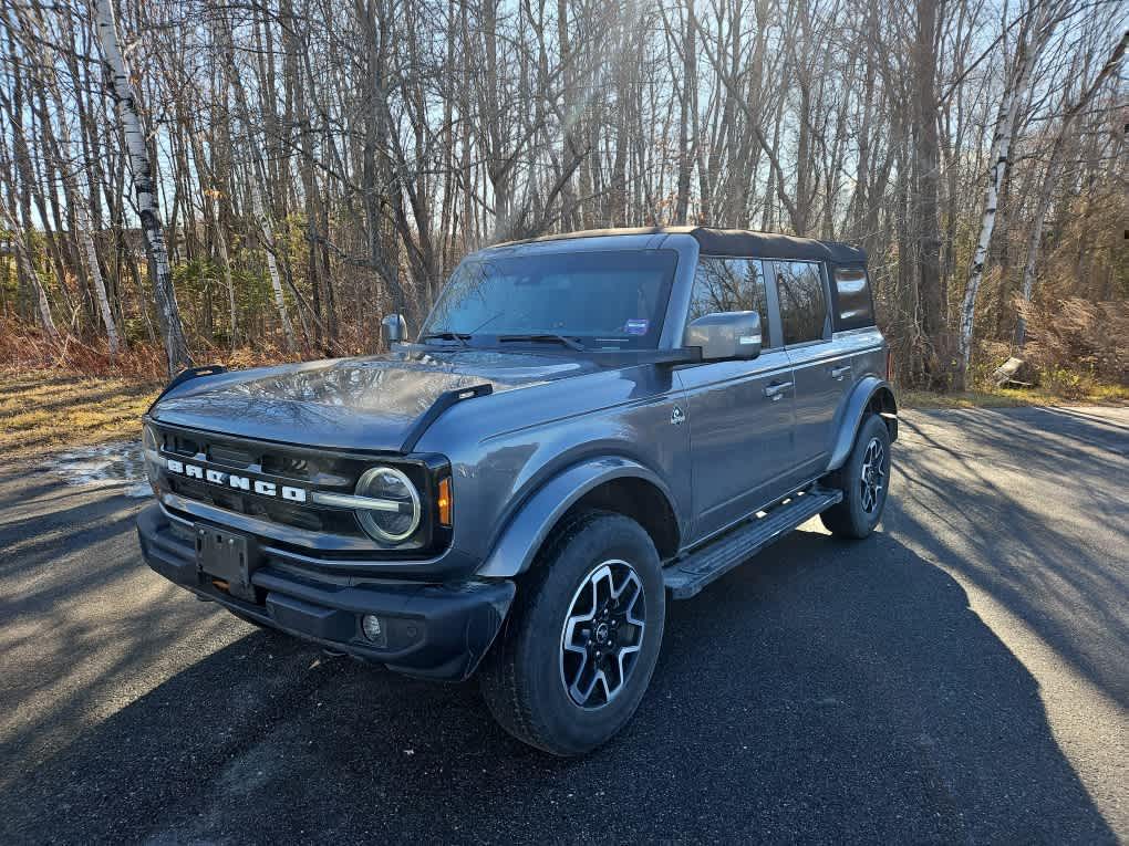 2023 Ford Bronco Outer Banks's photo