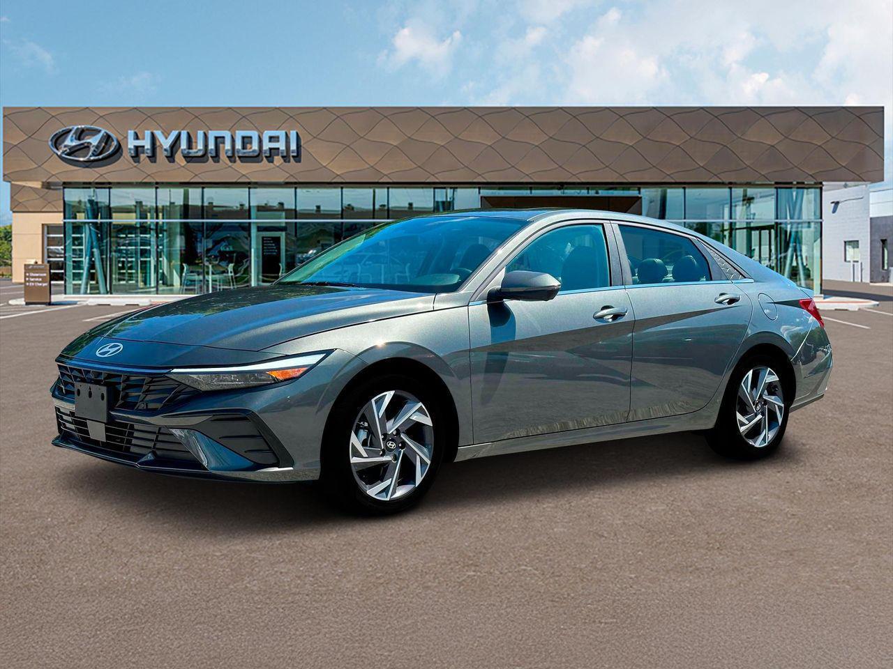 2025 Hyundai Elantra Limited photo 2