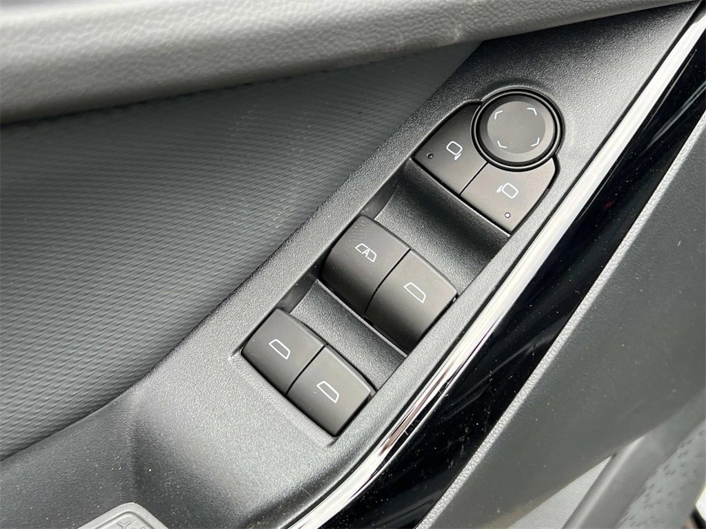 2026 Chevrolet Equinox LT photo 12