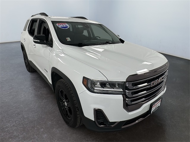 2023 GMC Acadia AT4's photo